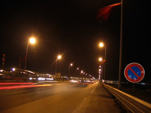 10 kilometer autostrade scheid mij van Tunis 10 kilometer autostrade scheid mij van Tunis